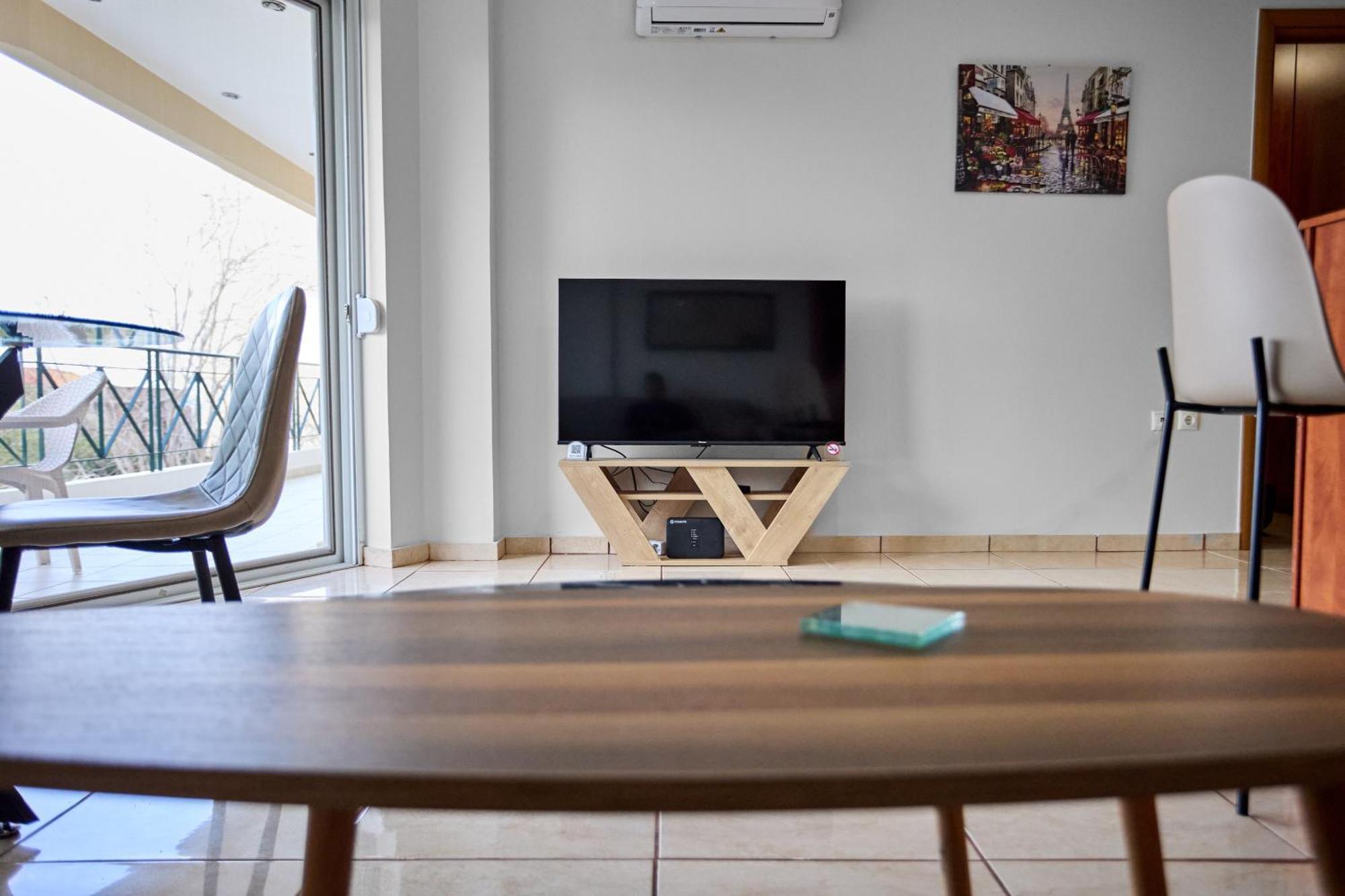 Chios Town Apartment - Heart Of Chios Town With 2 Minute Walk To The Beach מראה חיצוני תמונה